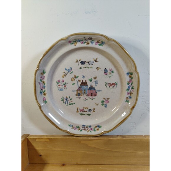 International Stoneware Heartland Japan Farm Animal Design 10" Dinner Plate - Picture 1 of 3